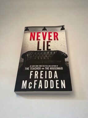 Never Lie Frieda McFadden Softcover Book